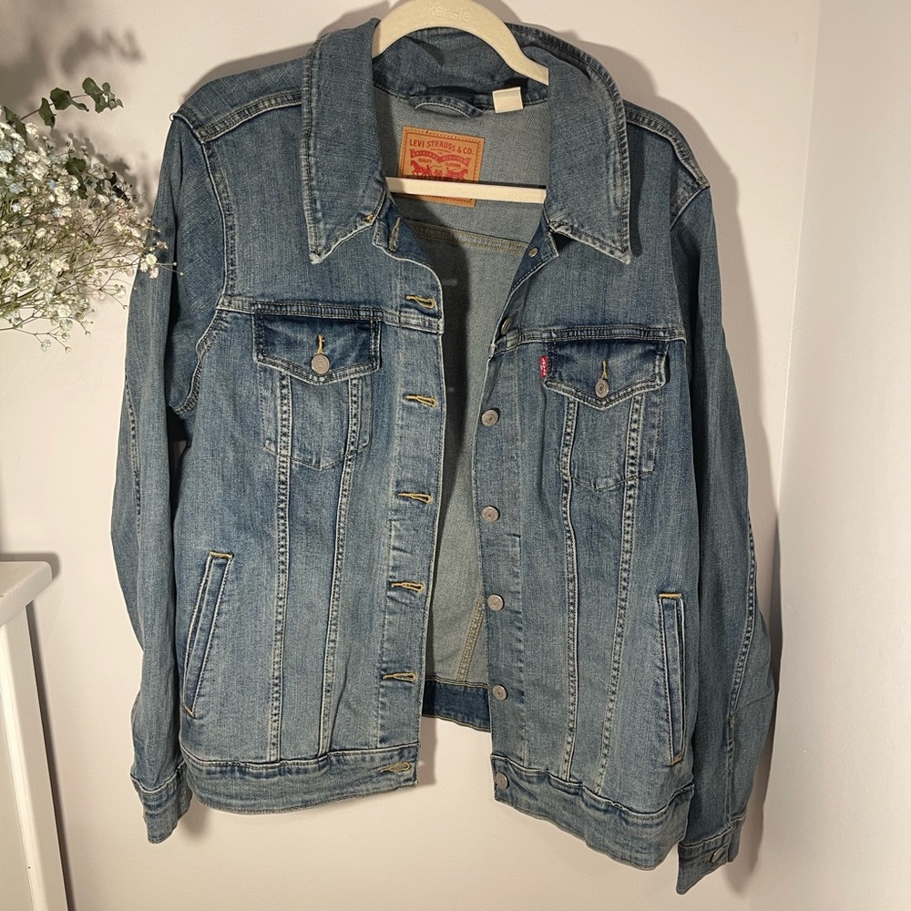Levi’s Denim Trucker Jacket